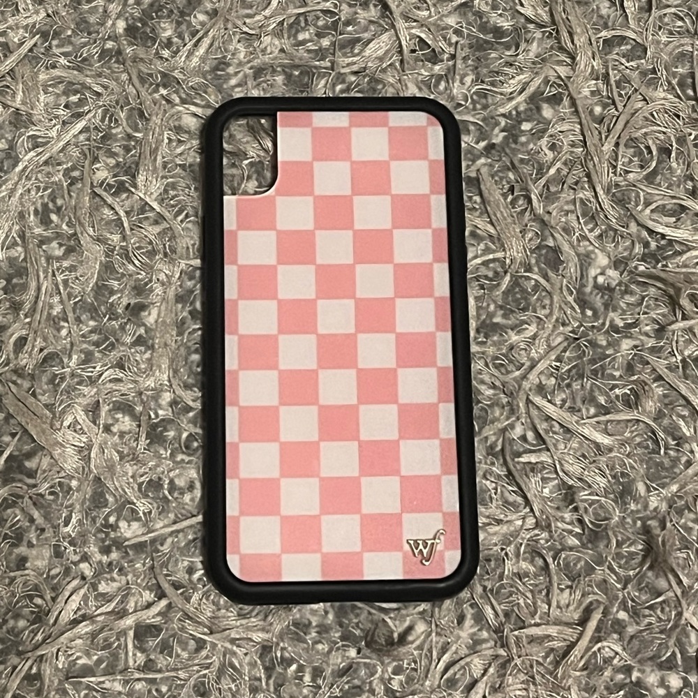Wildflower checkers iPhone Xr case